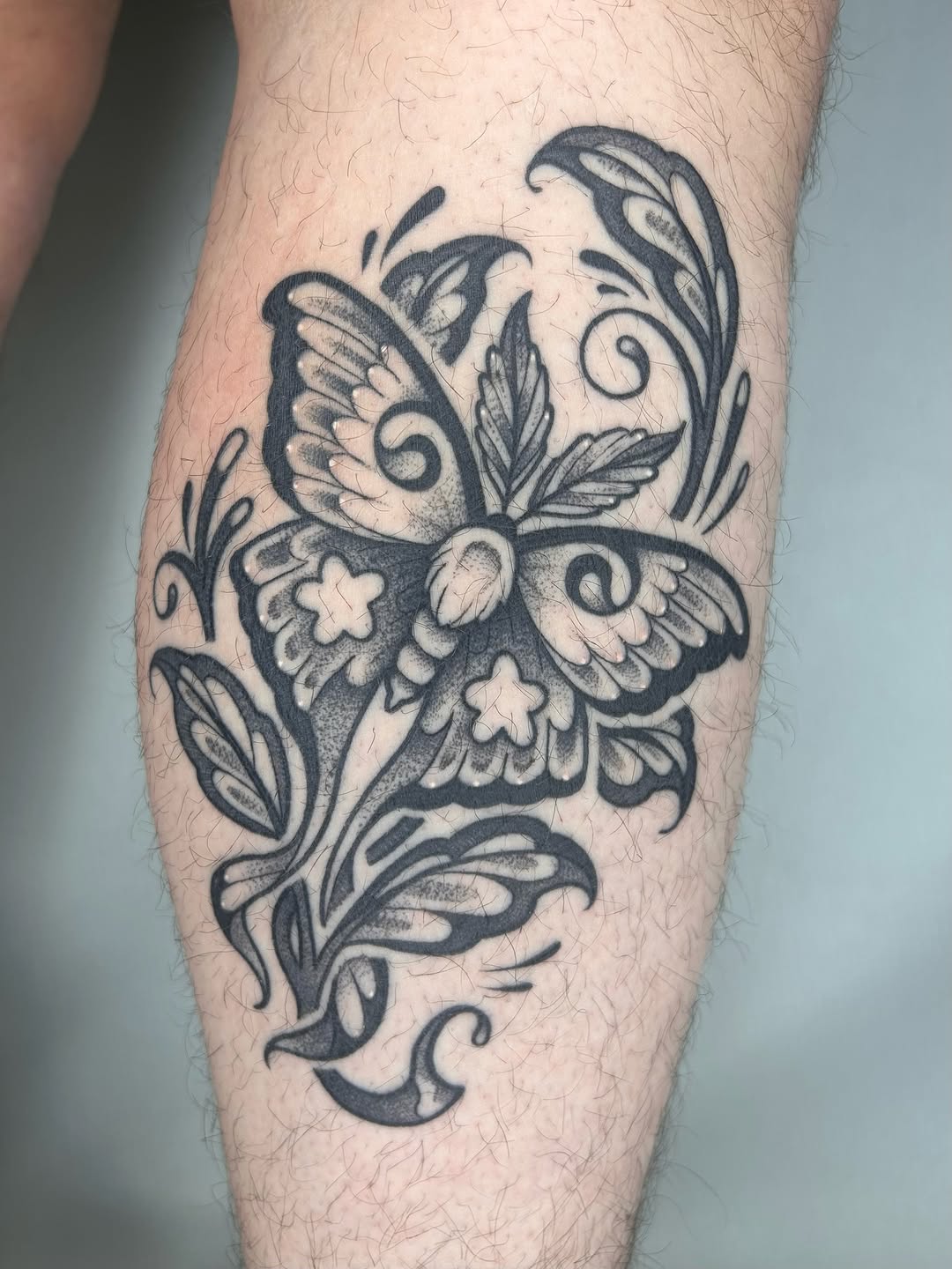 Tattoo by @cicadanymph — black_and_grey, ornamental