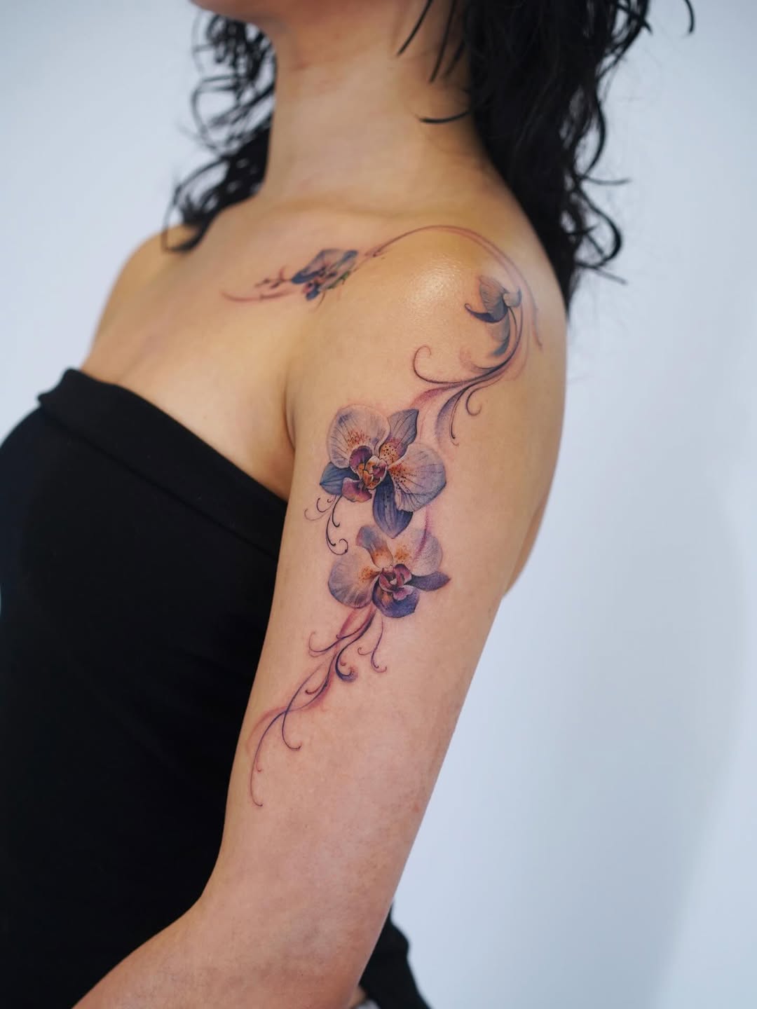 Tattoo by @hye.artt β fine_line, watercolor