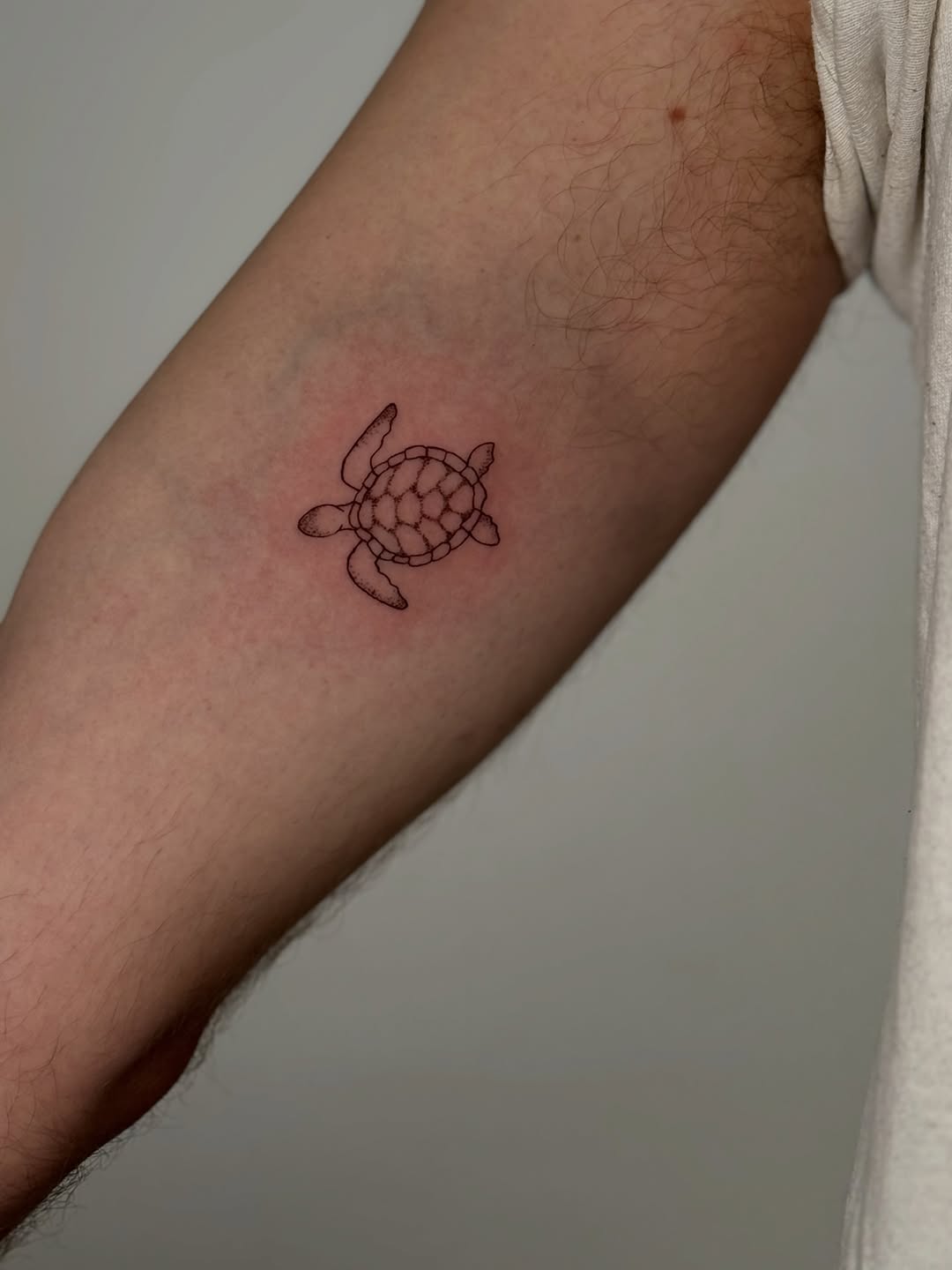 Tattoo by @jules__ink β fine_line