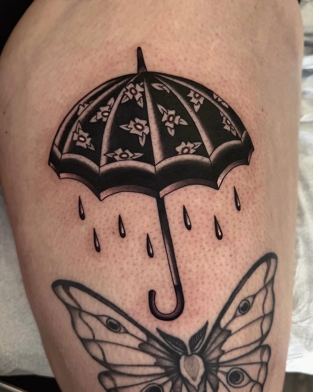 Tattoo by @donnajeantattoo โ american_traditional, illustrative