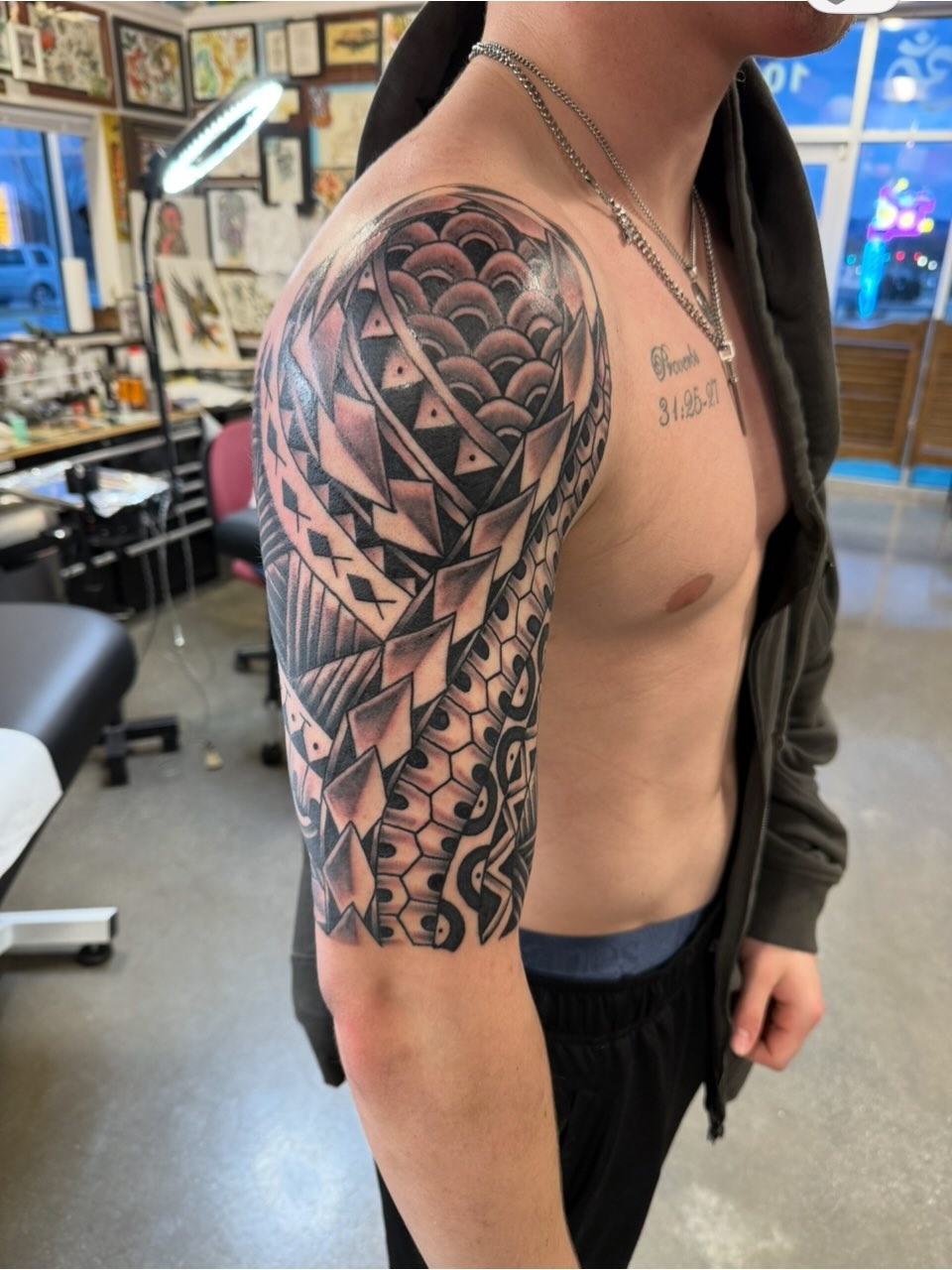Tattoo by @hellboundhawktattoos โ tribal, geometric