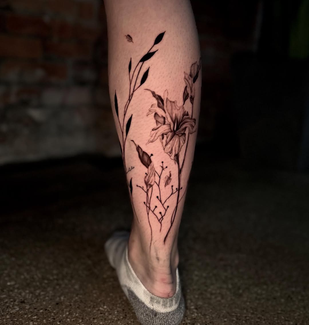 Tattoo by @isabelsmithtattoos — black_and_grey