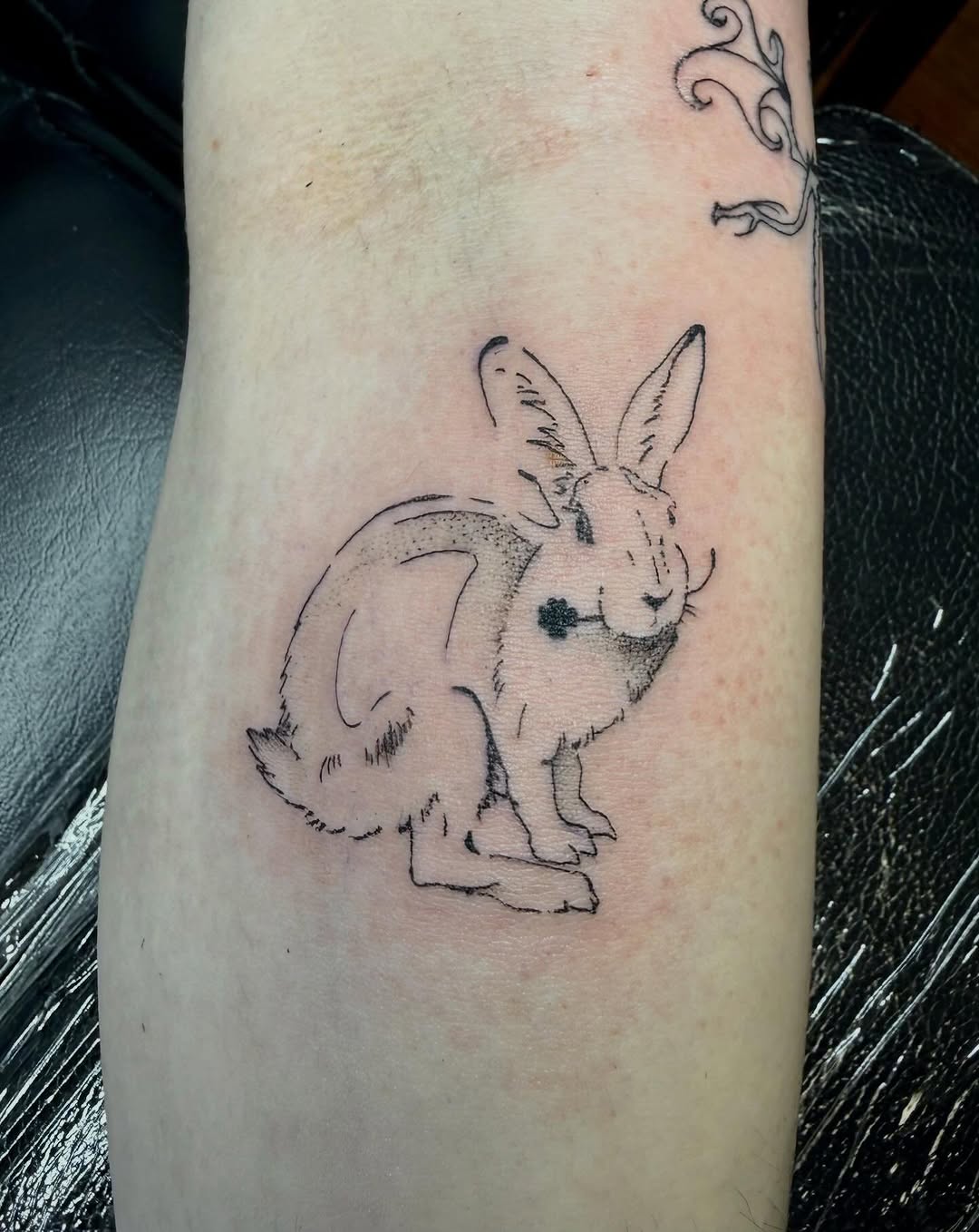 Tattoo by @atech.ink — fine_line, sketch