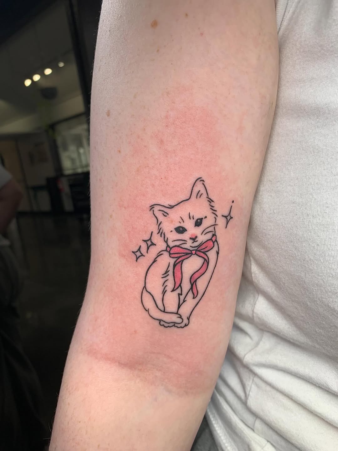 Tattoo by @drowsytattoos — fine_line, minimalist