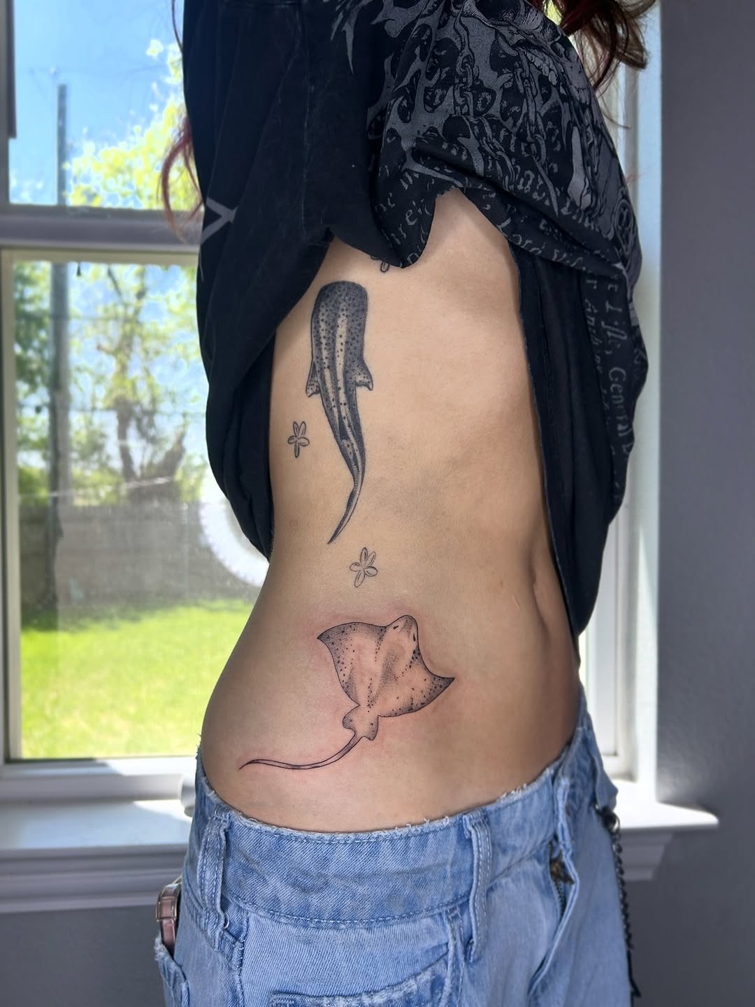 Tattoo by @tattoosbyskyeee โ dotwork