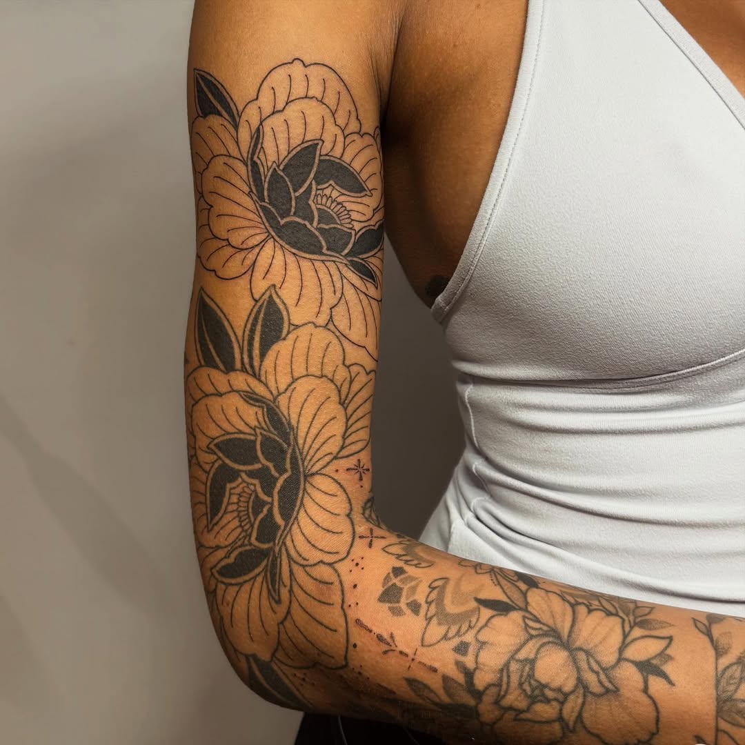 Tattoo by @liannadefleur โ japanese_irezumi, black_and_grey