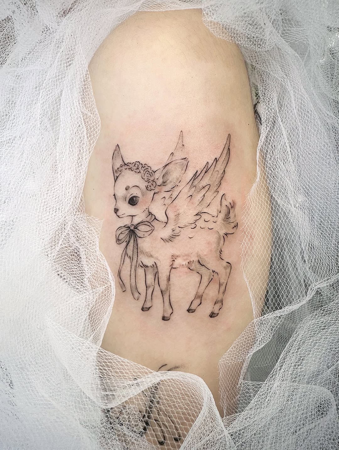 Tattoo by @yumee.ink — fine_line, illustrative