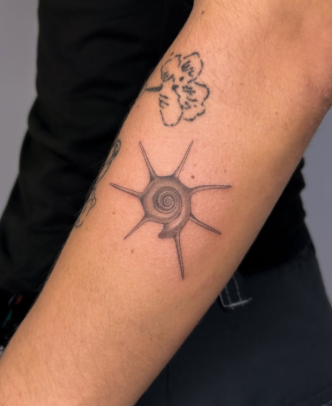 Tattoo by @manuel.dinstruction — fine_line, black_and_grey