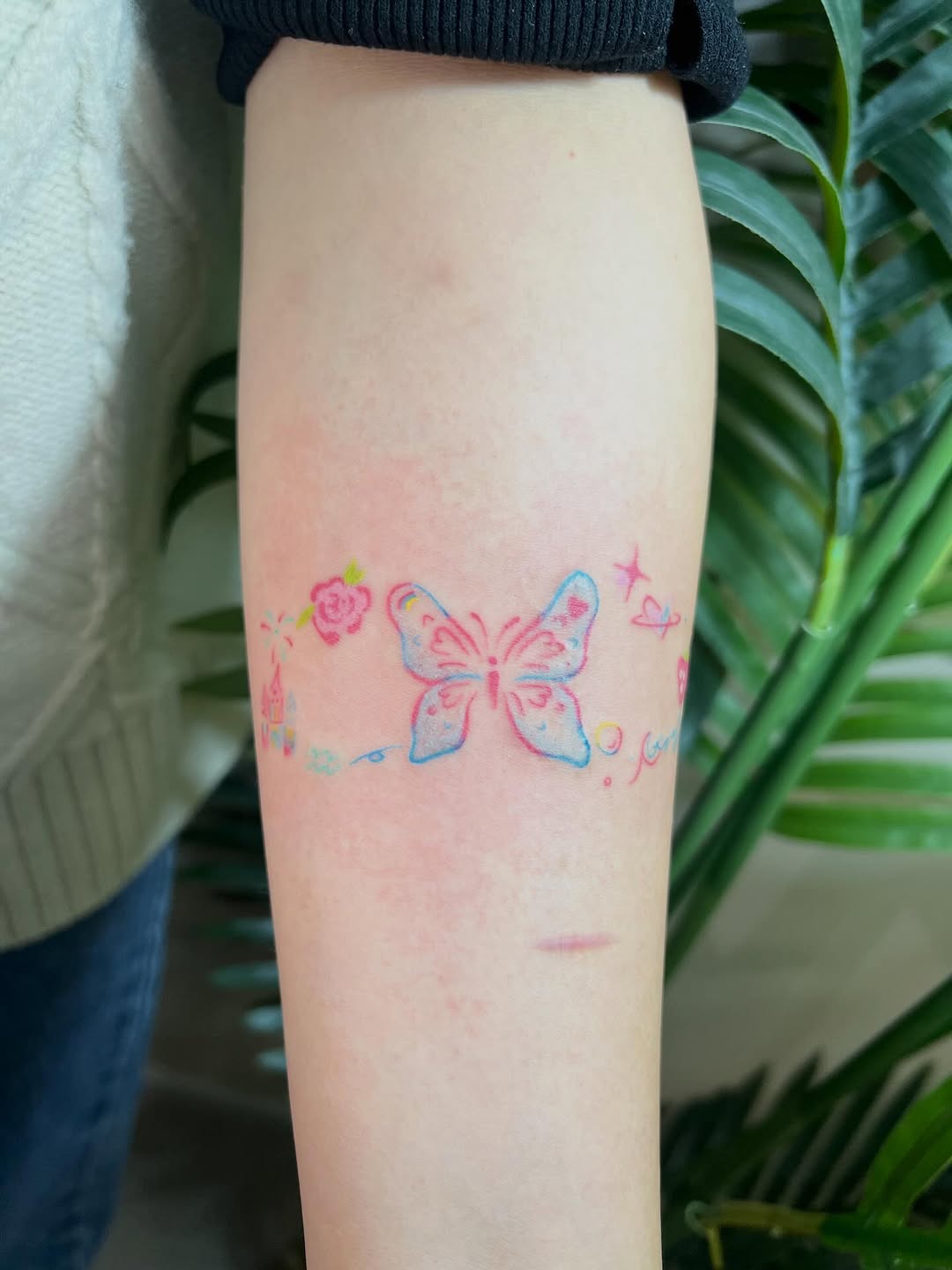 Tattoo by @swetty_tattoo — fine_line, minimalist