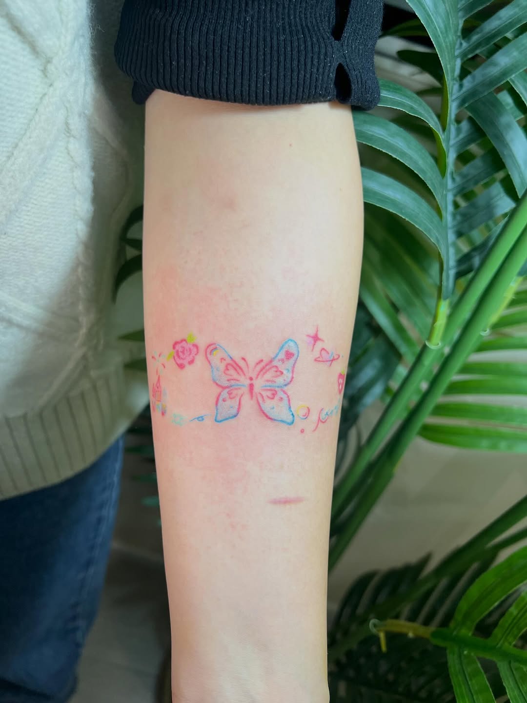Tattoo by @swetty_tattoo — fine_line, minimalist