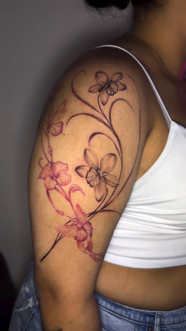Tattoo by @sh3shii.ttt β illustrative, fine_line