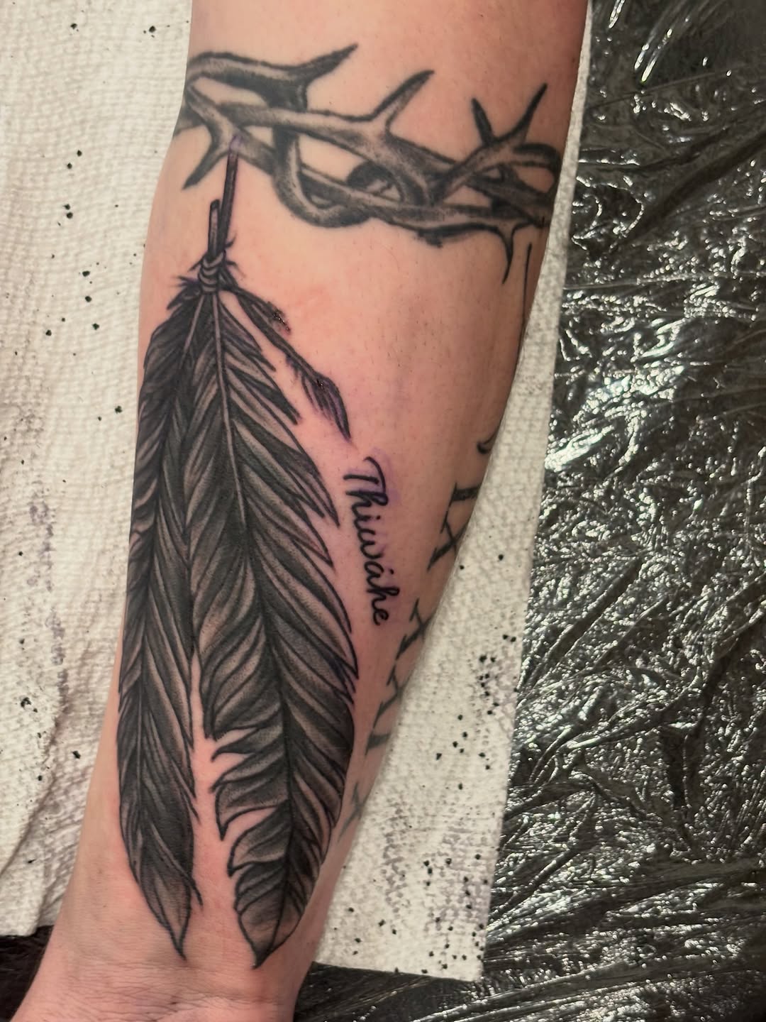 Tattoo by @fracas_tattoo โ black_and_grey, illustrative