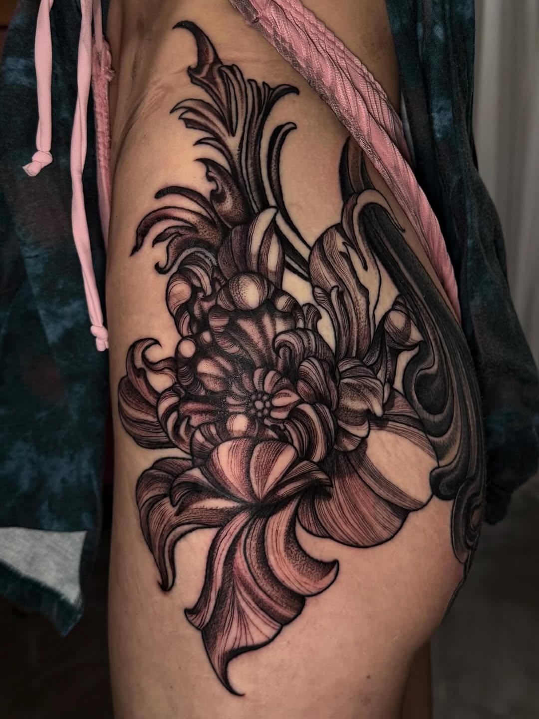 Tattoo by @starrdvst_ โ black_and_grey, ornamental