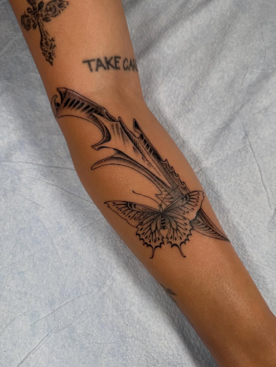 Tattoo by @mothmilk — black_and_grey, fine_line