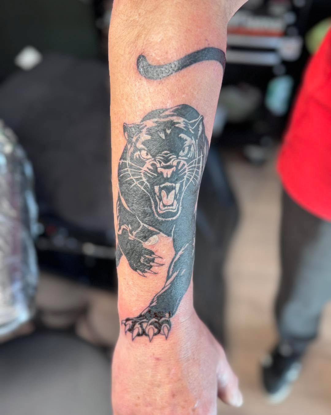Tattoo by @gchlo123 — blackwork