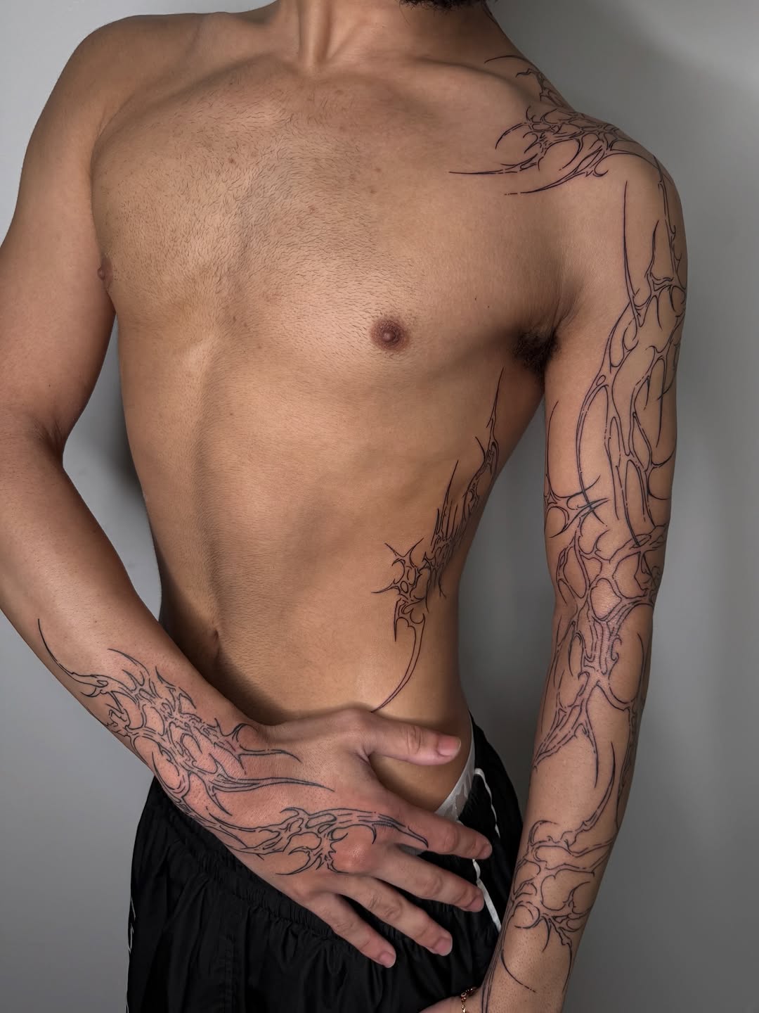 Tattoo by @luahills.tattoos — blackwork
