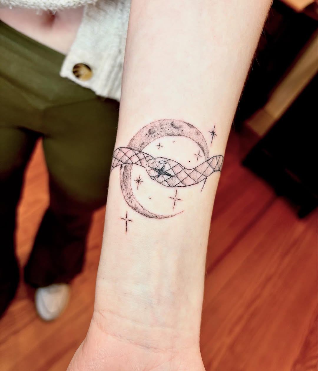 Tattoo by @thetaurustattooer โ fine_line, illustrative