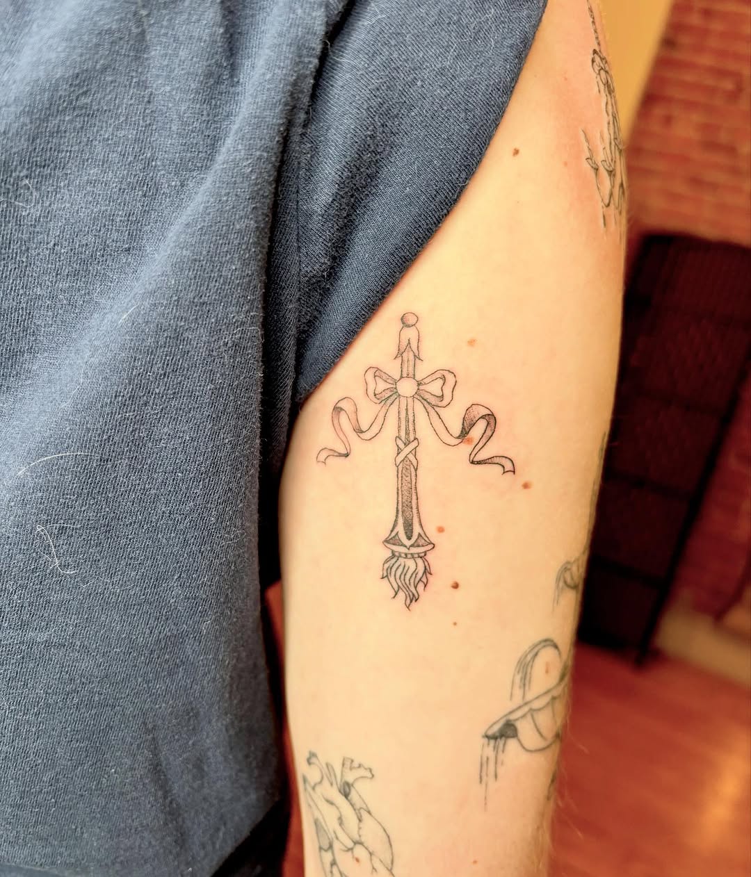 Tattoo by @thetaurustattooer โ fine_line, illustrative
