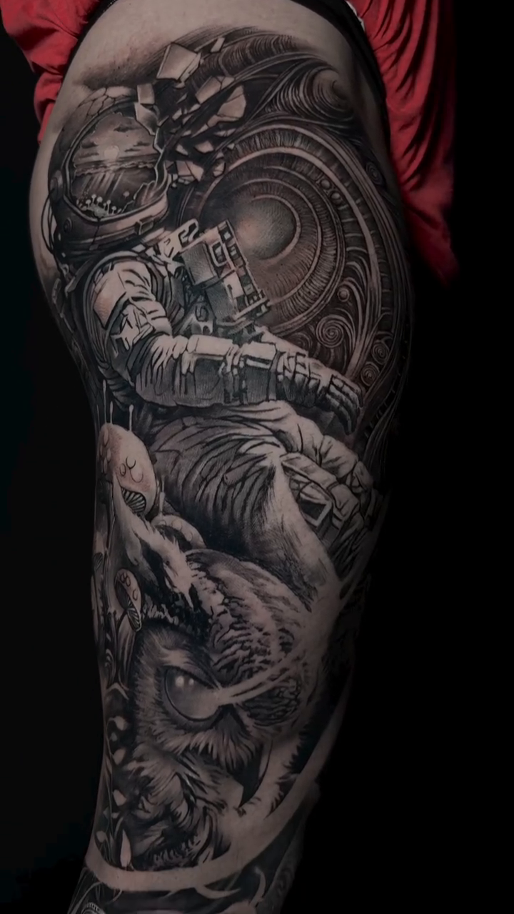 Tattoo by @tat2va — realism, dark_realism