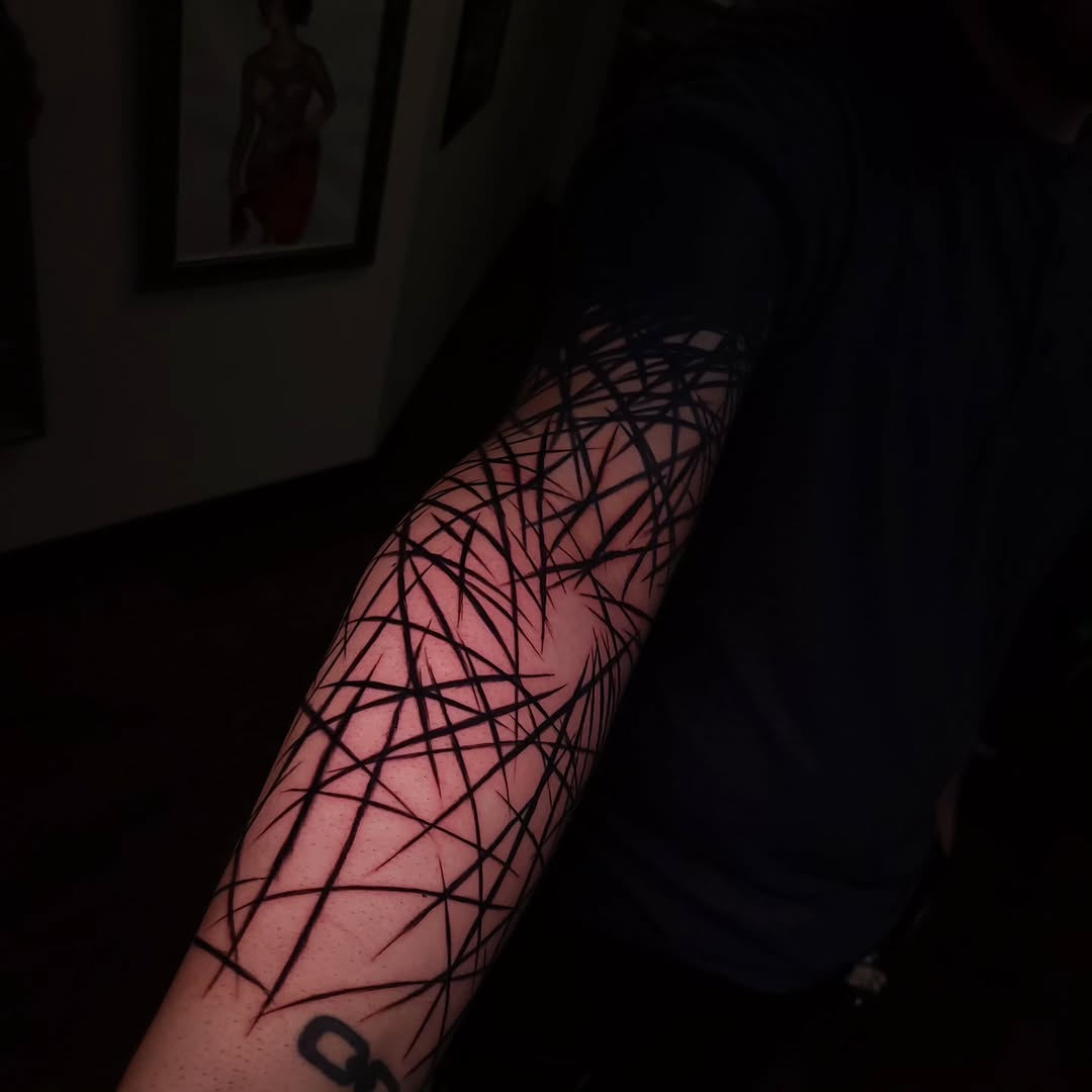 Tattoo by @boxofguts — blackwork