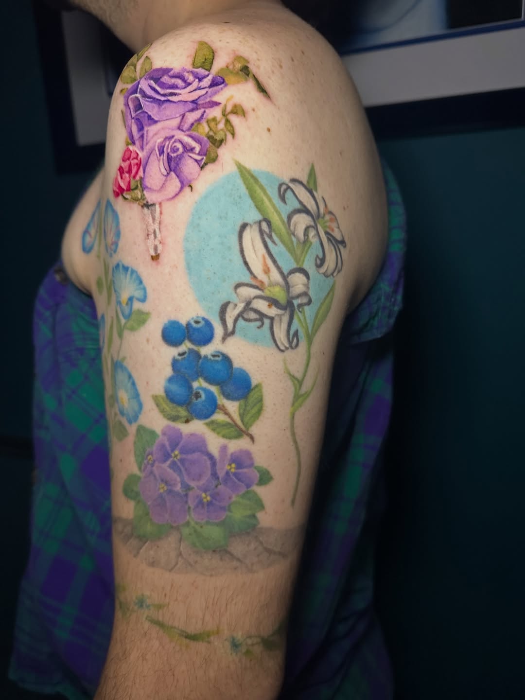 Tattoo by @d.ismailovink — realism, watercolor