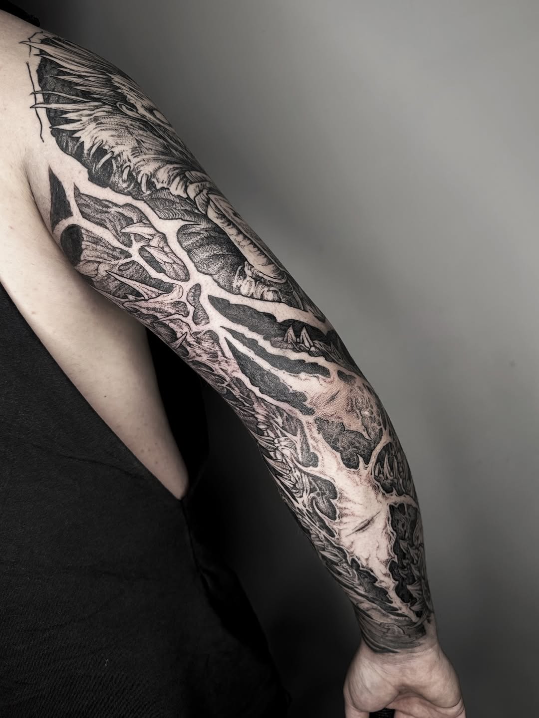 Tattoo by @panyvinoo โ black_and_grey, dark_realism
