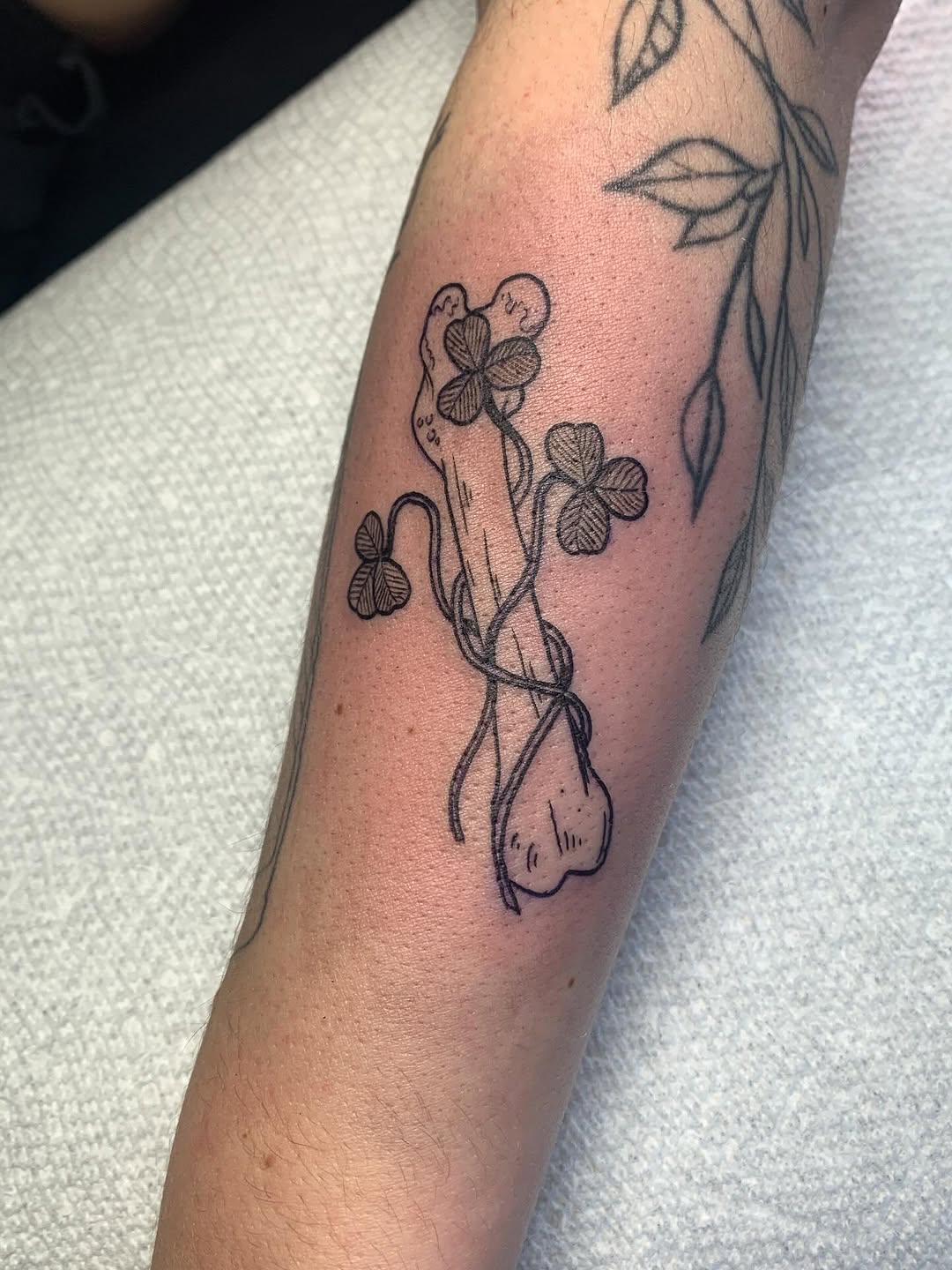 Tattoo by @torielyceart — sketch