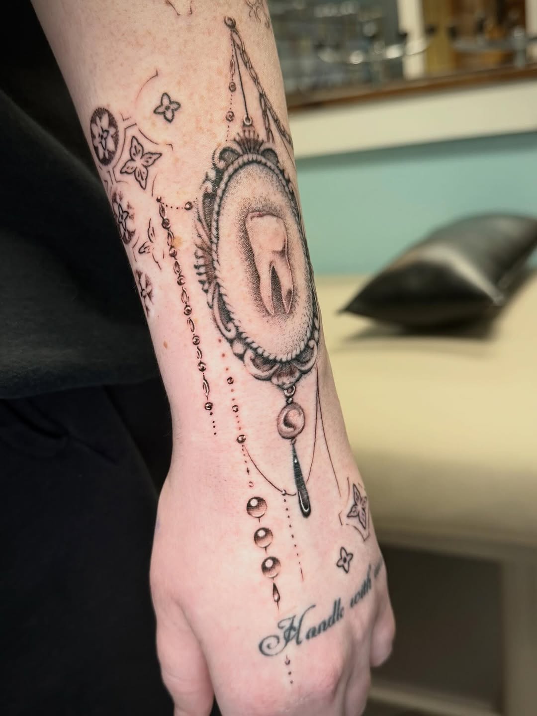 Tattoo by @sav.exe — black_and_grey, ornamental