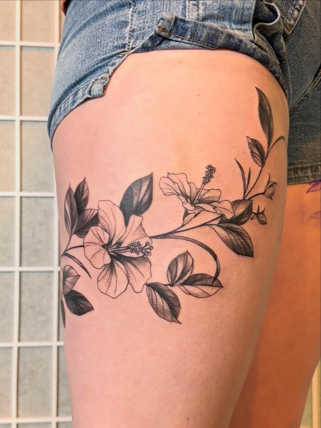 Tattoo by @leahleinani.tattoos — black_and_grey