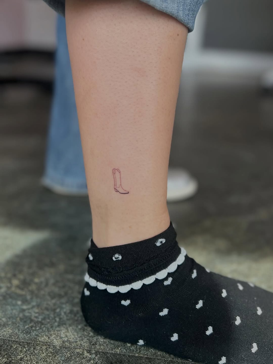 Tattoo by @tattsbykat_ — fine_line, minimalist