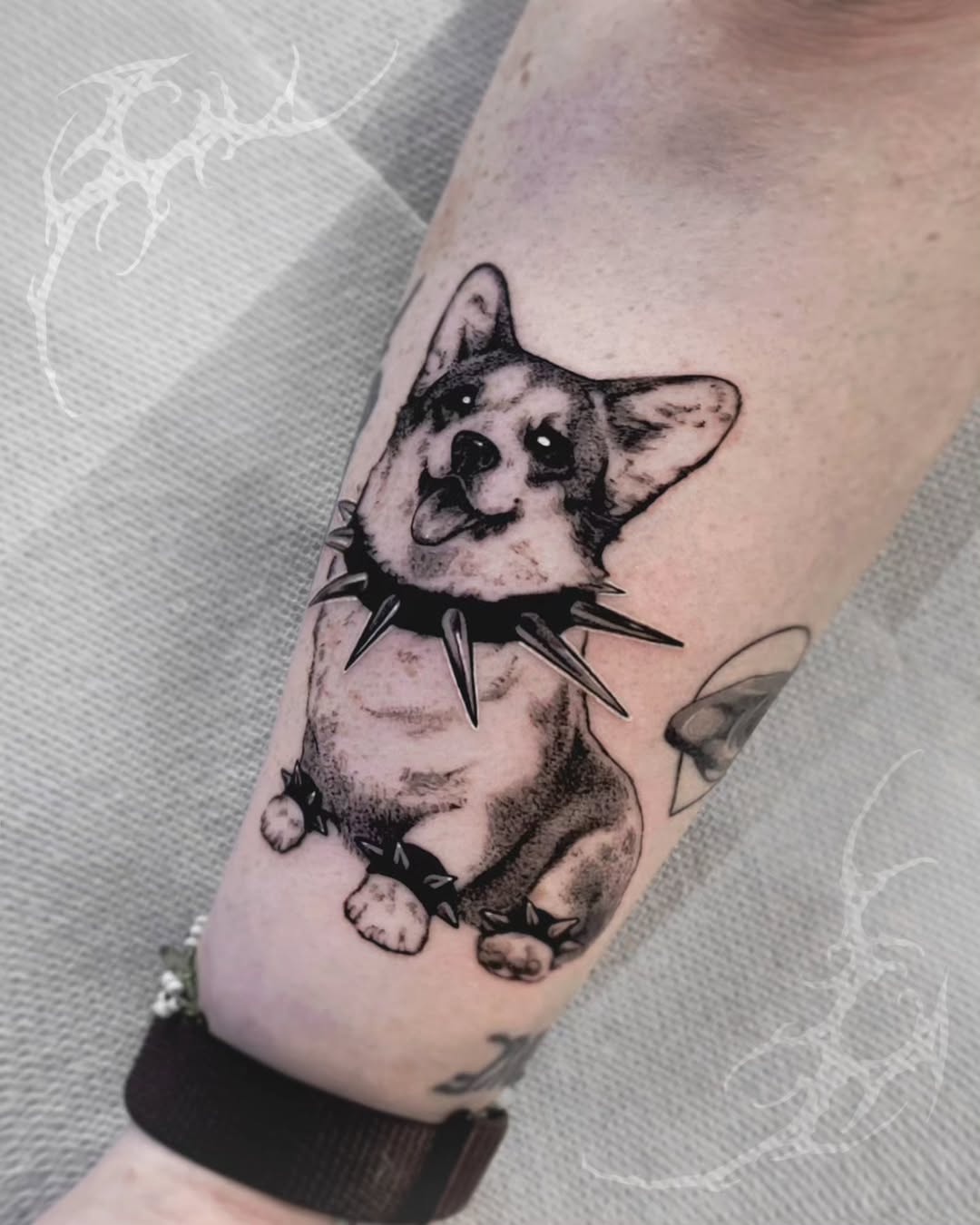 Tattoo by @batsflesh — black_and_grey, illustrative