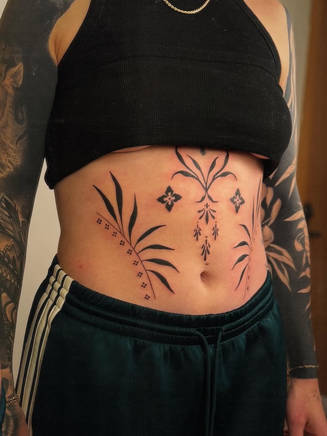 Tattoo by @billiestclairtattoos β dotwork