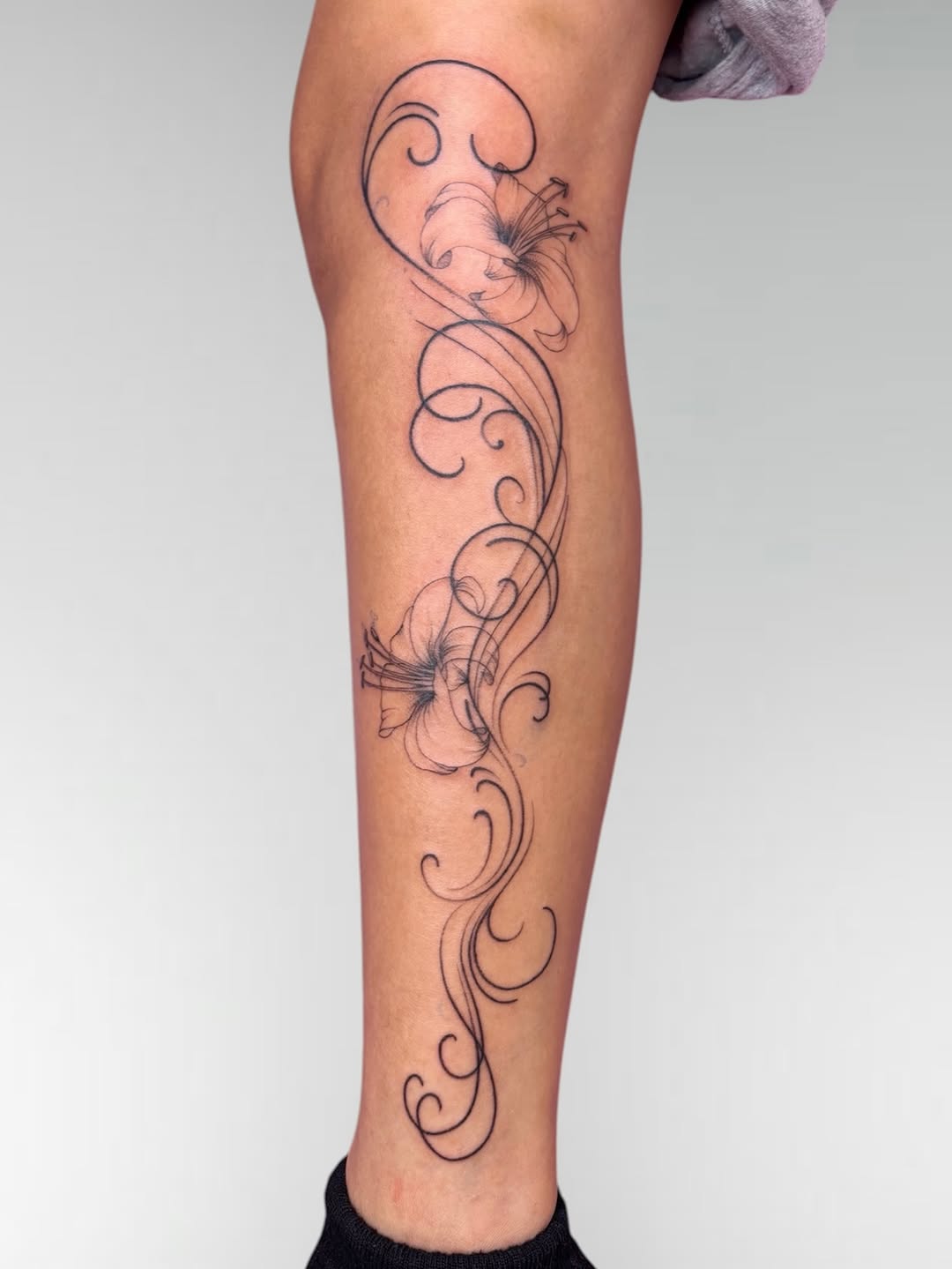Tattoo by @kaylas.ink — fine_line, ornamental