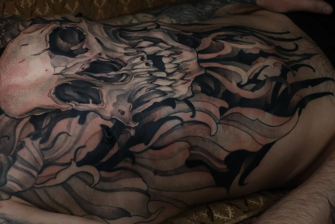 Tattoo by @laurmonftattoos β blackwork, dark_realism