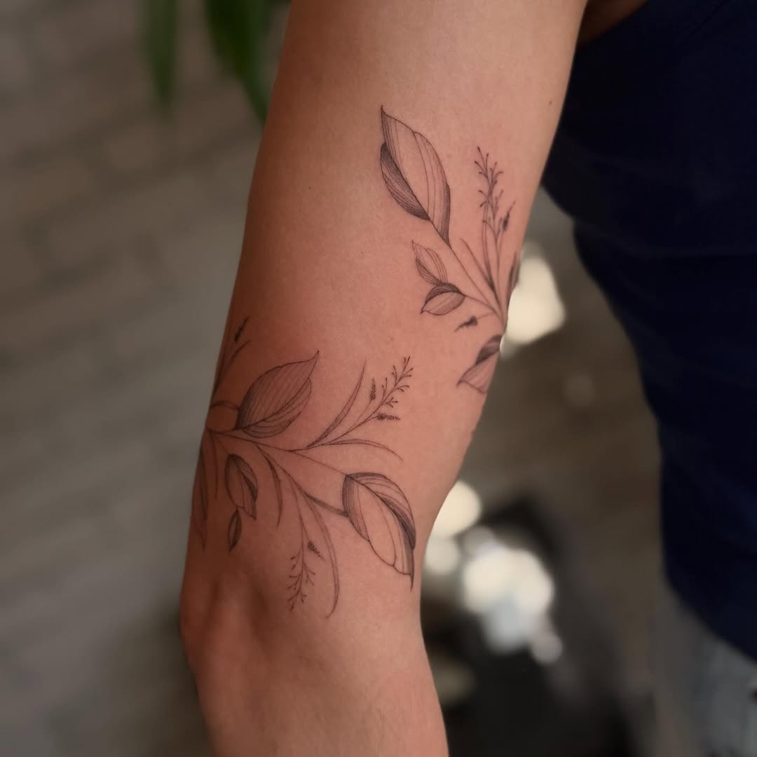 Tattoo by @mootatts — fine_line, illustrative