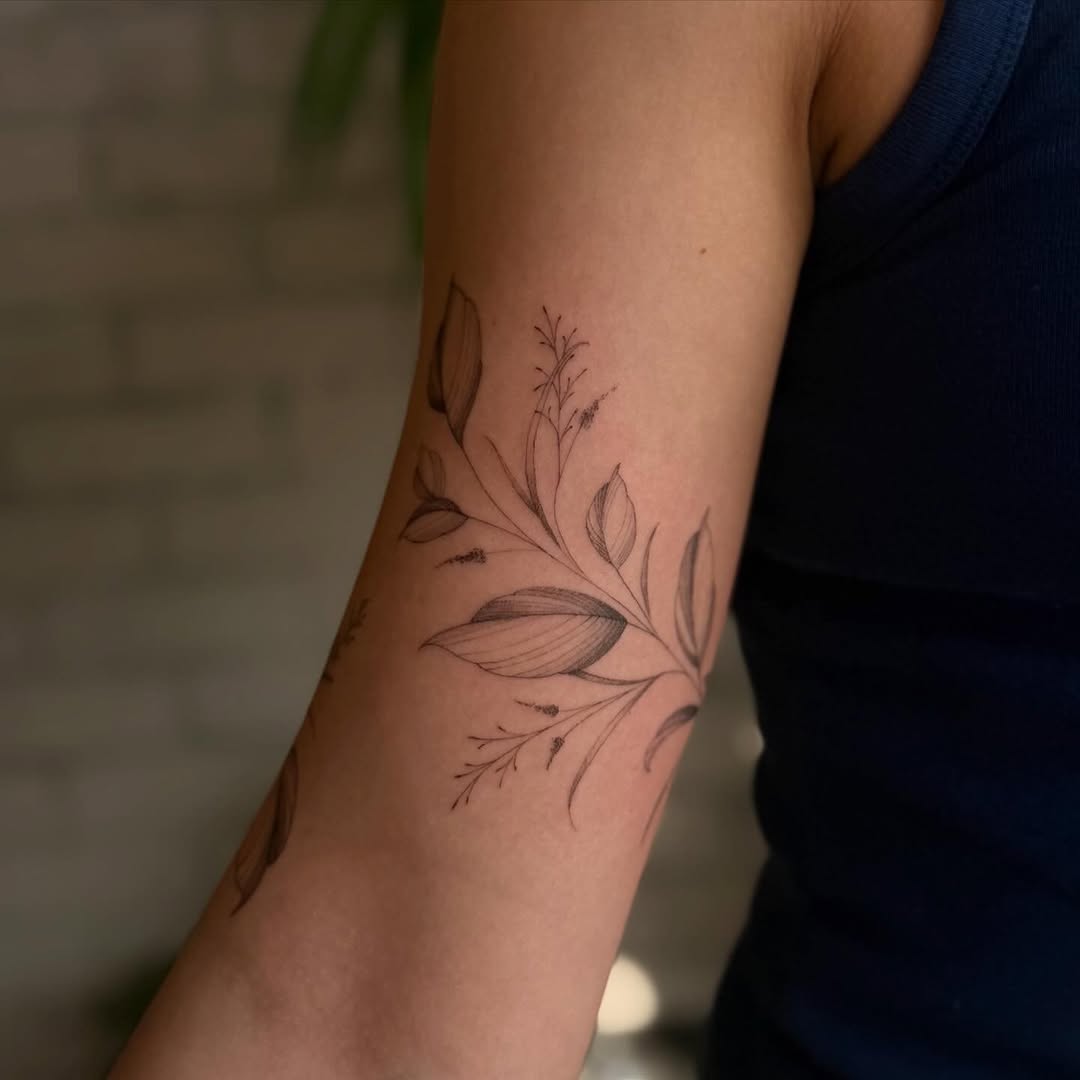 Tattoo by @mootatts — fine_line, illustrative