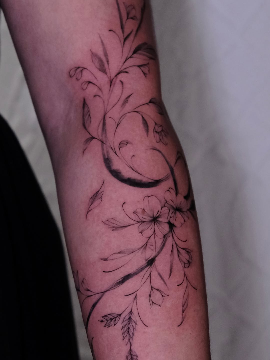 Tattoo by @apes.ttt โ fine_line, black_and_grey