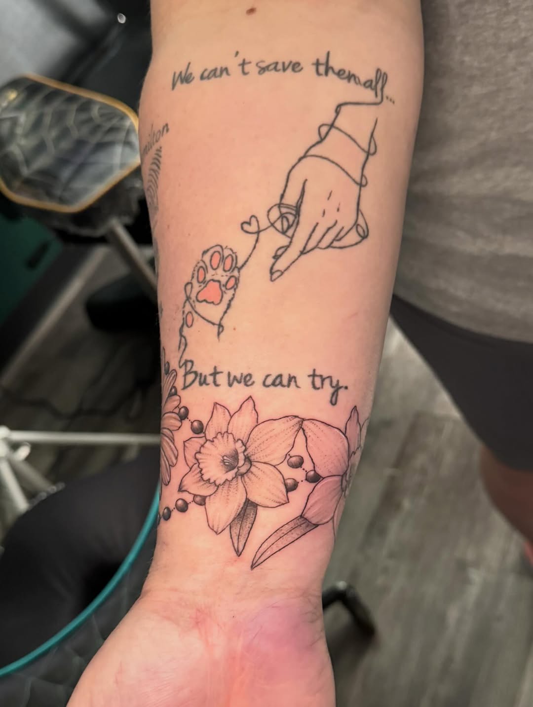 Tattoo by @lesleahipp_tattoo — fine_line, illustrative