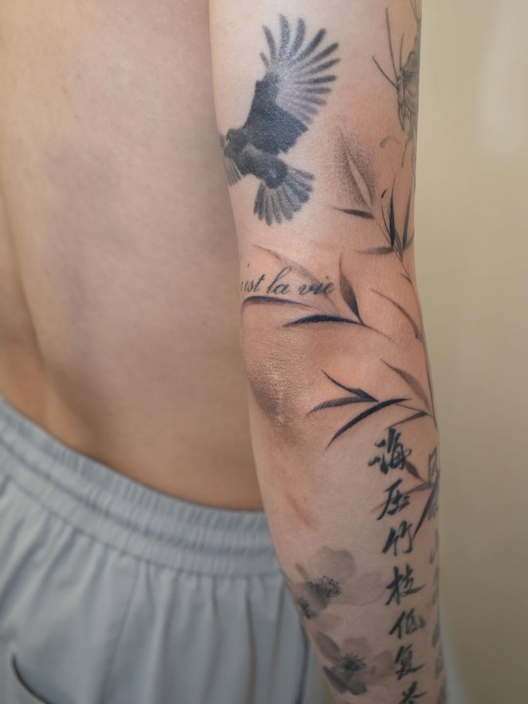 Tattoo by @tomatooo_tatt — black_and_grey