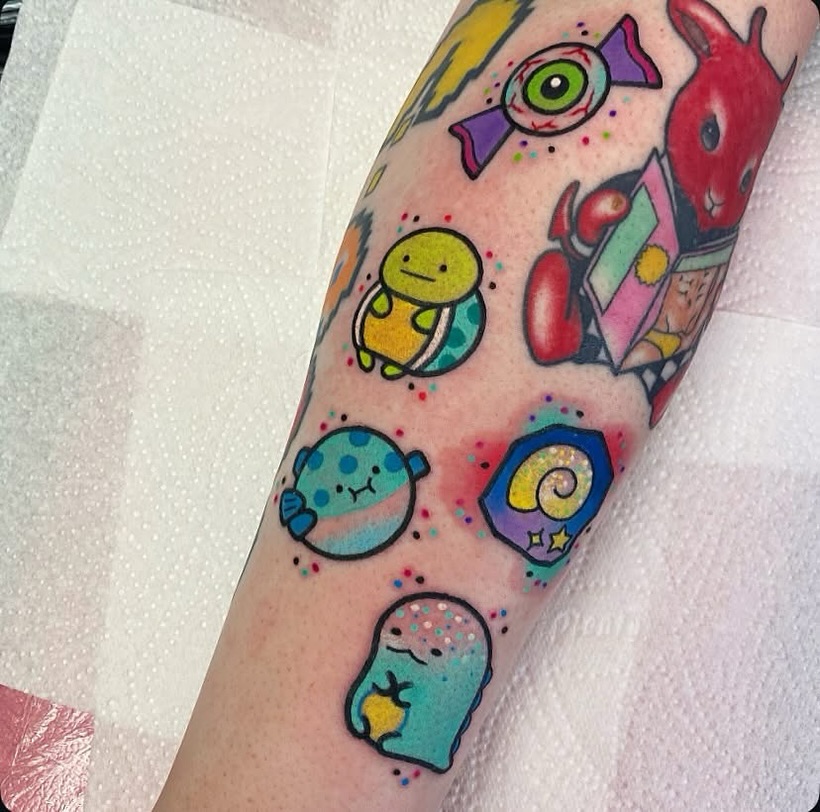 Tattoo by @roxyrydertattoo — new_school