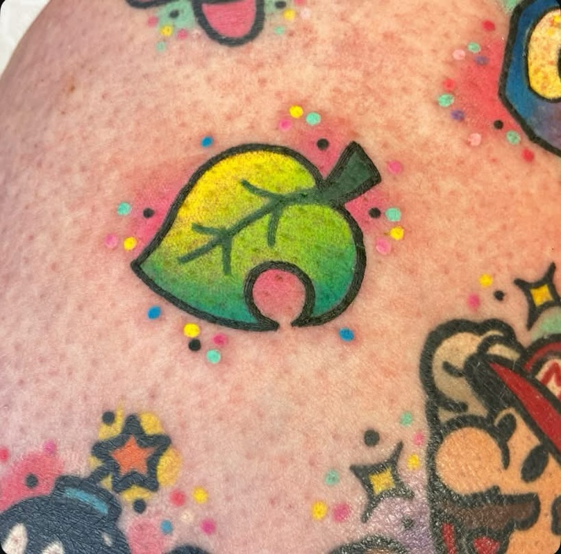 Tattoo by @roxyrydertattoo — new_school