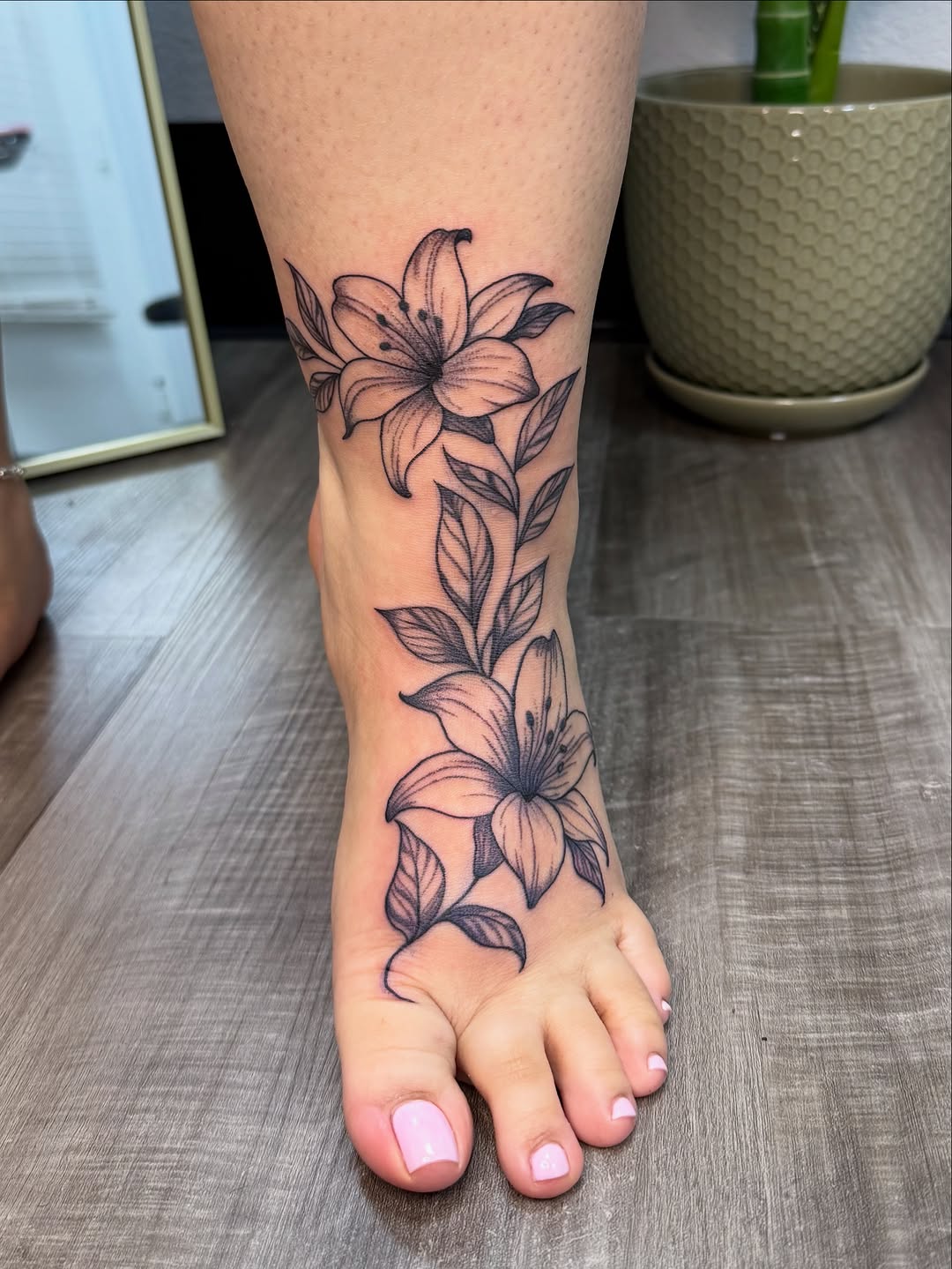 Tattoo by @badjasstattoos — black_and_grey
