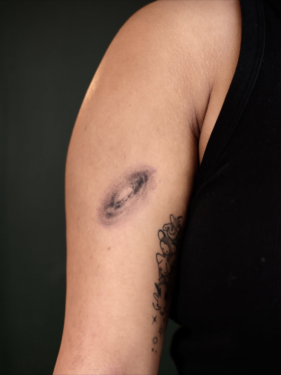 Tattoo by @snappy.dots — black_and_grey, illustrative
