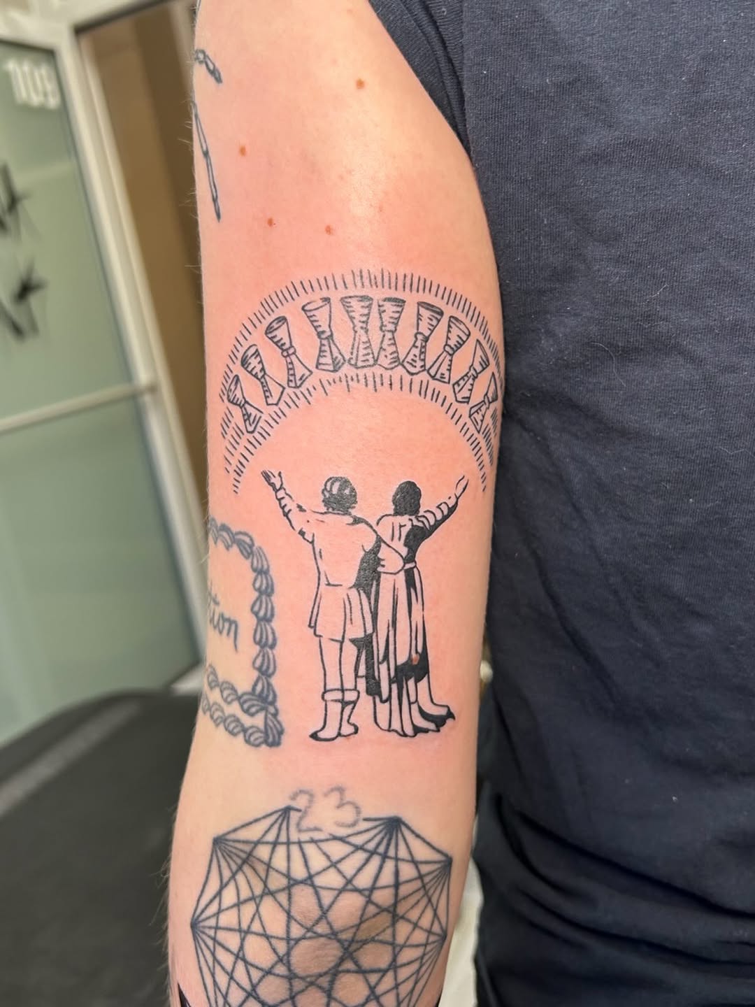 Tattoo by @artbykuna — illustrative, blackwork