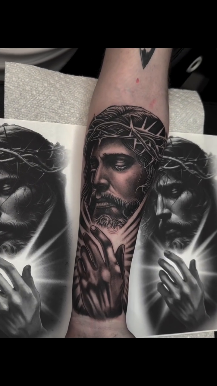 Tattoo by @donhugotattoo โ realism, black_and_grey