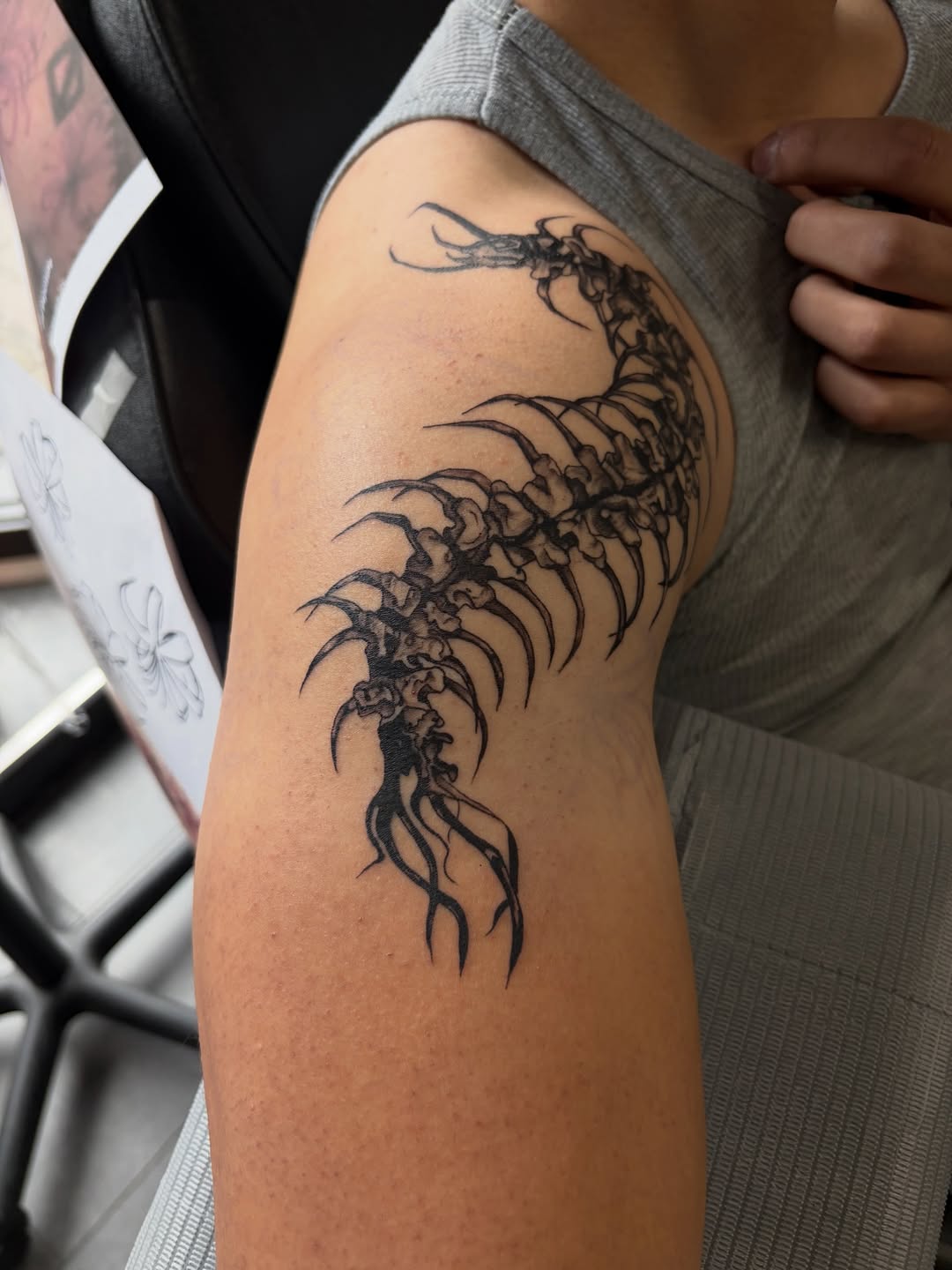 Tattoo by @alt.eredcanvas — blackwork