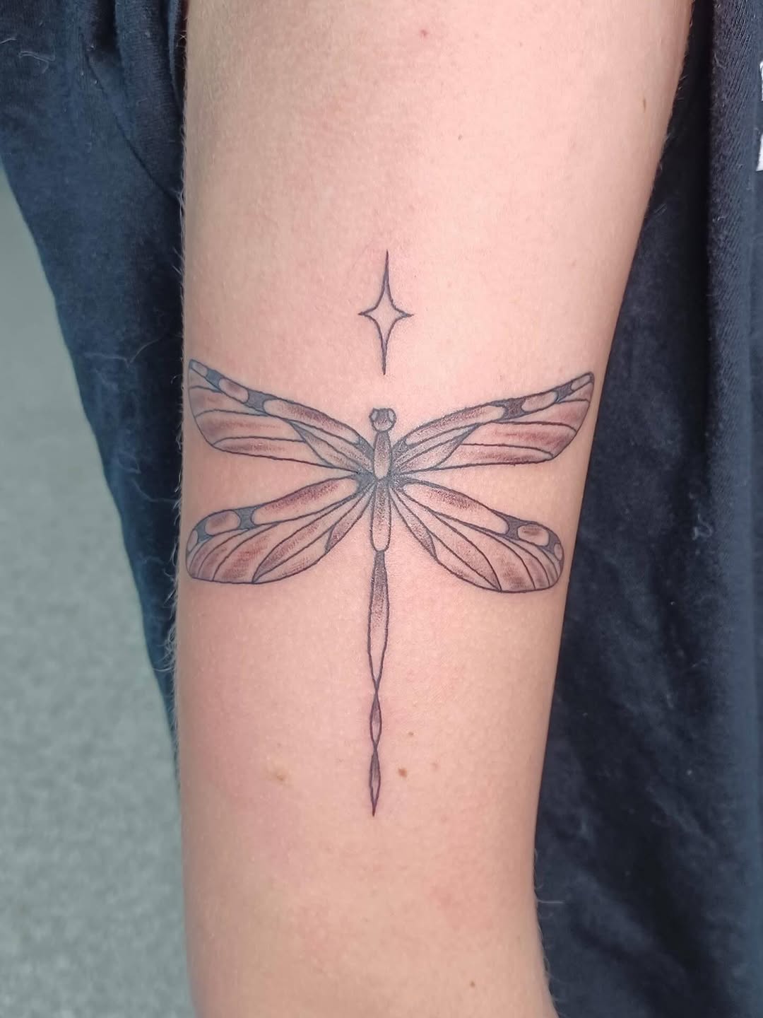 Tattoo by @stabinks — fine_line