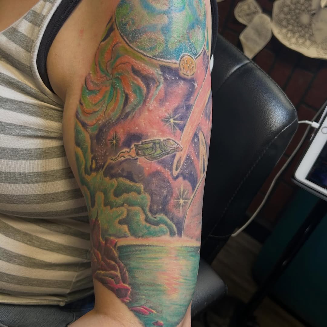 Tattoo by @izeatyerbrainz β realism, new_school