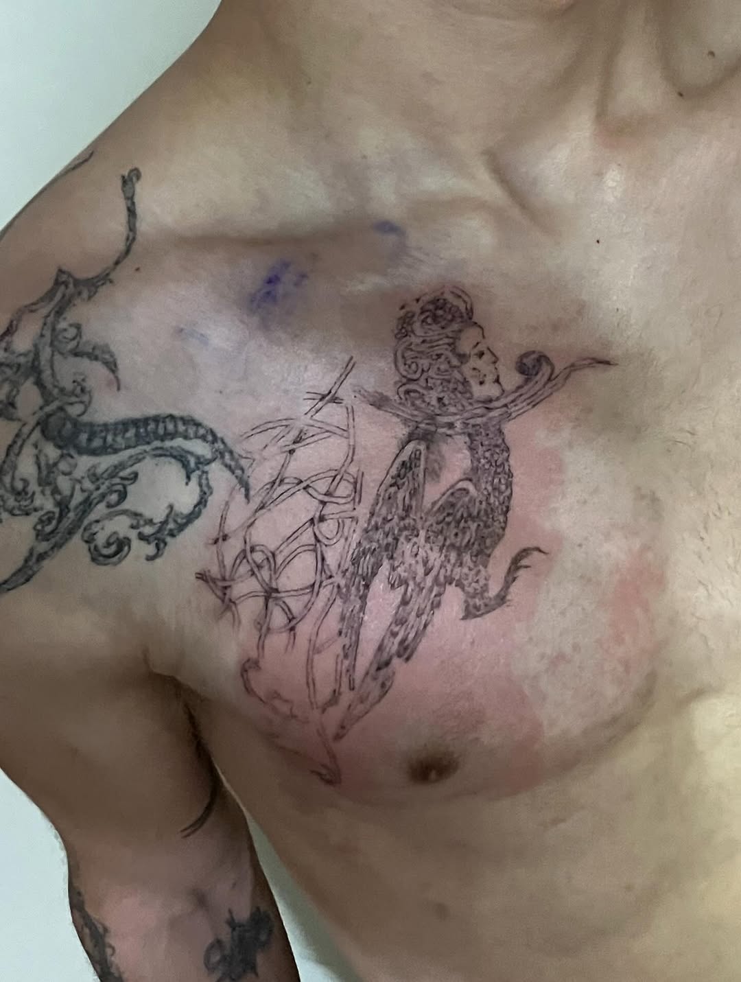 Tattoo by @sashkaciubara — blackwork