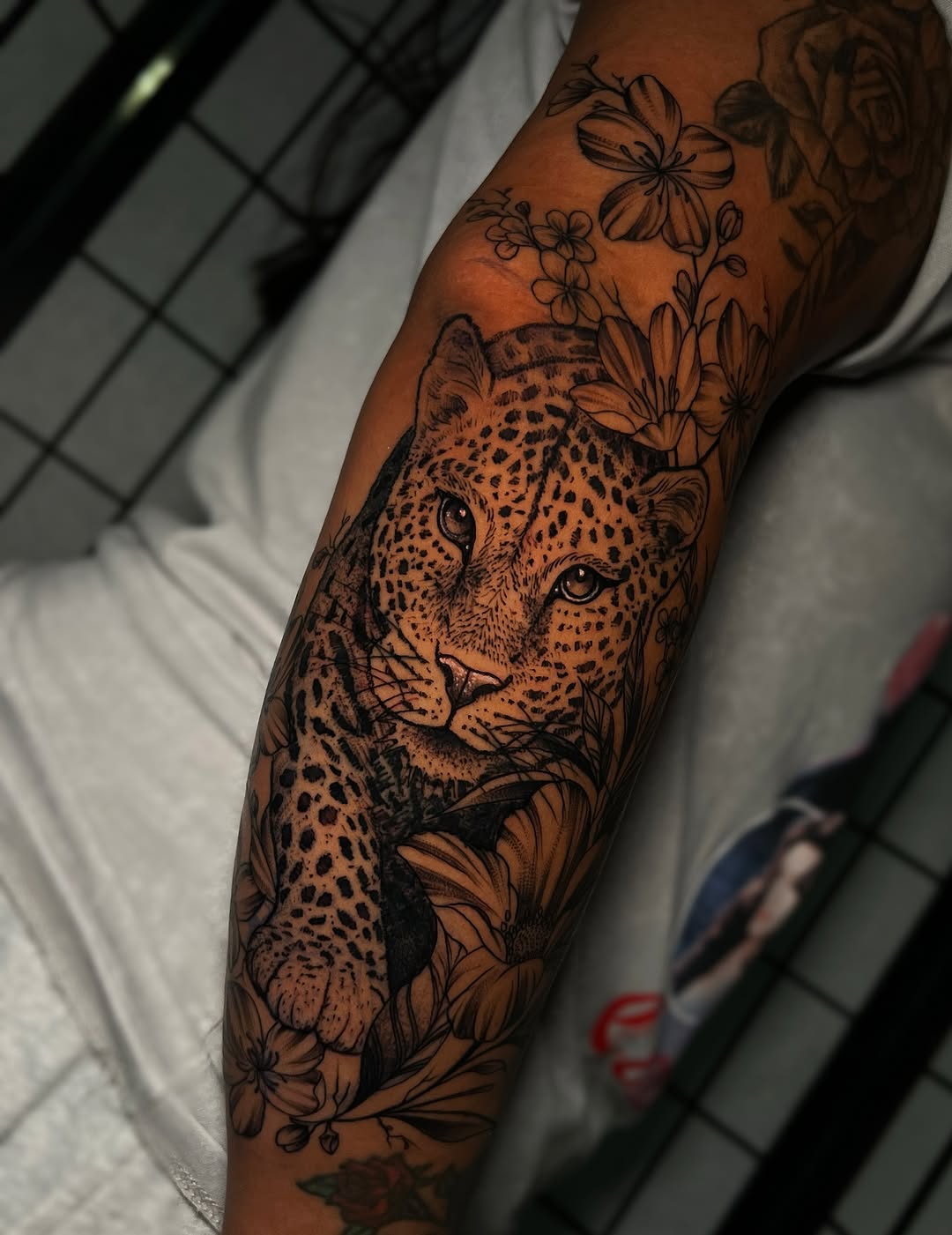 Tattoo by @fanaa_tattoos — realism, black_and_grey